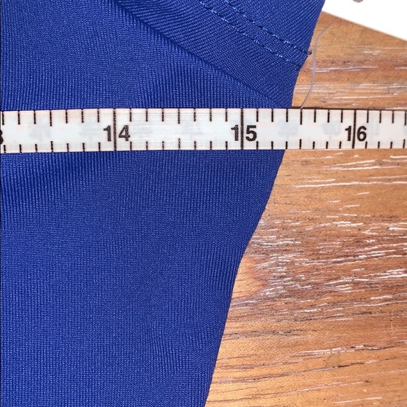 Miraclesuit Crew Neck Workout Tee Blue Small NWT - Picture 12 of 14